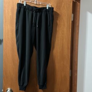 Lululemon On The Fly Joggers - Woven. Size 10. Black.